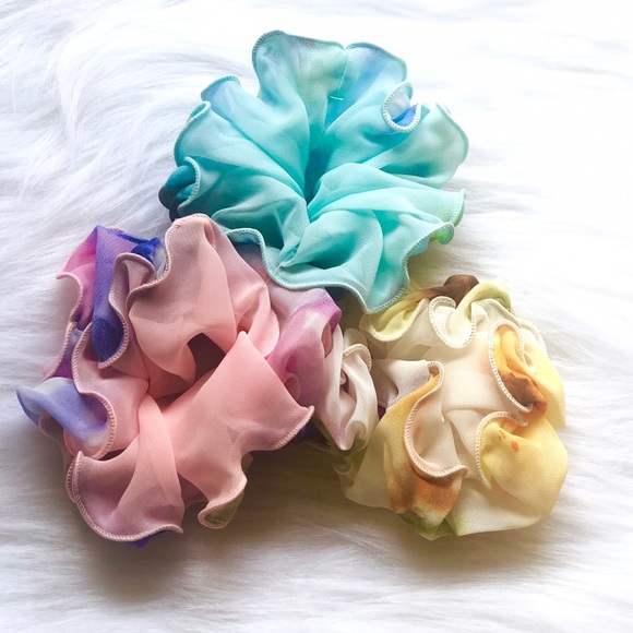 Anthropologie Ruffled Scrunchie Hair Pony Set NWT - Picture 7 of 8